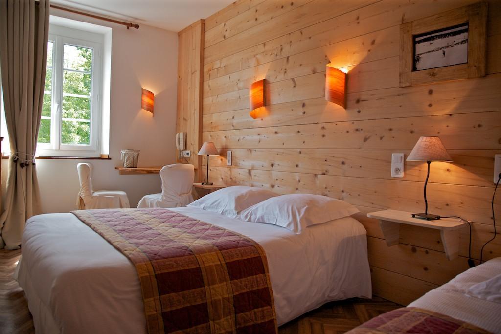 Hotel Logis Les Arobiers Lamoura Exterior foto